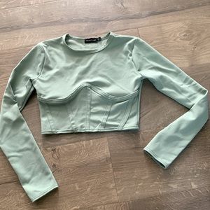 Pretty little thing crop top